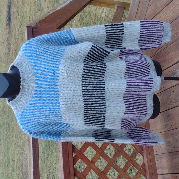 Liz Claiborne Chunky Knit Striped Sweater Size Large - Picture 2 of 11